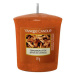 Yankee Candle, Skořicová tyčinka, vonná svíčka 49 g