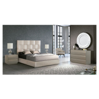 Estila Designová manželská postel Berlin s bílým koženým čalouněním as úložným prostorem 150-180