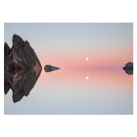 Fotografie Mirror effect of stunning moon reflection, Artur Debat, 40 × 30 cm