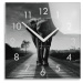 Dekorační černobílé skleněné hodiny 30 cm s motivem slona