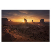 Fotografie Monument Sunrise., Juan Pablo de, 40 × 26.7 cm