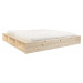 Dvoulůžková postel z masivního dřeva s úložným prostorem a futonem Latex Karup Design, 140 x 200
