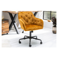 Estila Chesterfield sametová kancelářská židle Berthe na kolečkách v žlutém potahu 89cm