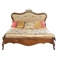 Estila Luxusní klasická manželská postel Clasica z dřevěného masivu s barokní vyřezávanou výzdob