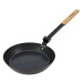 Muurikka Pánev Carbon Steel Outdoor Pan s ochranným obalem