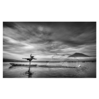 Fotografie Man Behind the Nets, 40 × 24.6 cm