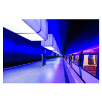 Fotografie Illuminated subway station in Hamburg, Germany, Alexander Spatari, 40 × 26.7 cm