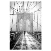 Fotografie New York Walker in Blizzard - Brooklyn Bridge, Martin Froyda, 26.7 × 40 cm