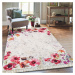 Krásný koberec do obýváku s výraznými květy