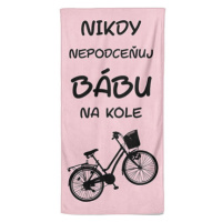 Osuška - Nikdy nepodceňuj bábu na kole