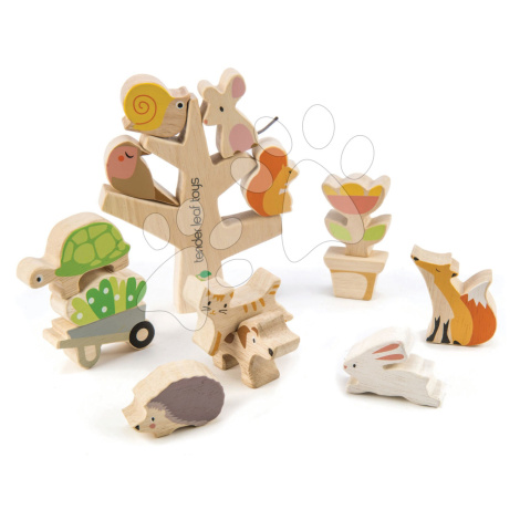 Dřevěná zvířátka lezoucí po stromě Stacking Garden Friends Tender Leaf Toys v plátěném sáčku od 