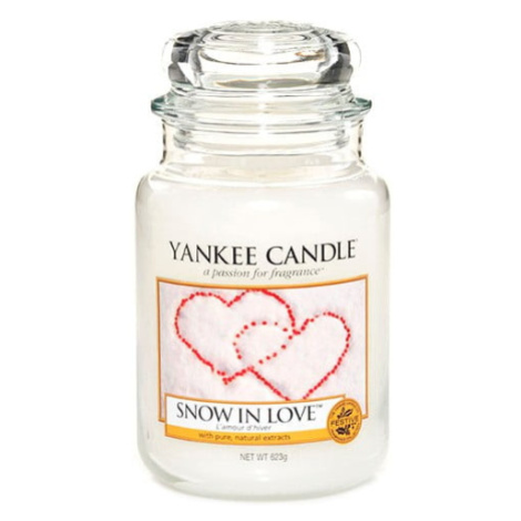 Vonná svíčka doba hoření 110 h Snow in Love – Yankee Candle