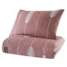 Růžový přehoz přes postel s povlakem na polštář z ranforce bavlny Mijolnir Modena, 180 x 225 cm