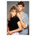 Fotografie Michelle Pfeiffer And Maxwell Caulfield, 26.7 × 40 cm