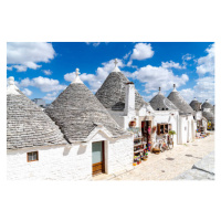 Fotografie White Trulli huts in summer, Alberobello, Puglia, Roberto Moiola / Sysaworld, 40 × 26