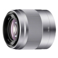 SONY 50 mm f/1,8 SEL stříbrný pro bajonet E