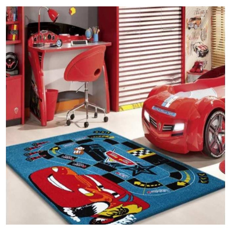 Modrý koberec do dětského pokoje McQueen