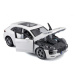 Bburago 1:24 Plus Porsche Macan White