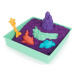 KINETIC SAND KRABICE TEKUTÉHO PÍSKU S PODLOŽKOU FIALOVÁ