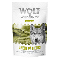 Wolf of Wilderness Snack - Wild Bites 180 g - Green Fields - jehněčí