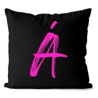 Impar písmeno Á, barva iniciály růžová