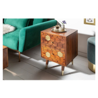 Estila Masivní příruční stolek Roslin z akáciového dřeva hnědé barvě se zlatými prvky a dvěma zá