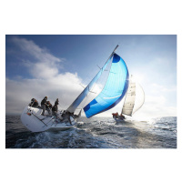 Fotografie Crew members on racing yacht, Ryan McVay, 40 × 26.7 cm