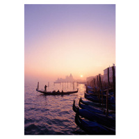 Fotografie Italy, Venice  gondolas at sunset, Grant Faint, 26.7 × 40 cm