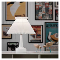 LE KLINT LE KLINT 311 stolní lampa, bílá/mosaz, výška 48cm