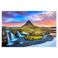 Fotografie Kirkjufell at sunrise in Iceland. Beautiful, tawatchaiprakobkit, 40 × 26.7 cm