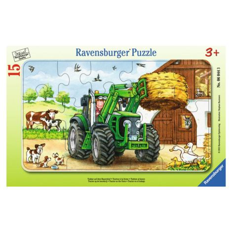 Ravensburger puzzle Traktor na statku 15 dílků