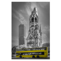 Fotografie BERLIN Kaiser Wilhelm Memorial Church with bus | colorkey, Melanie Viola, 26.7 × 40 c