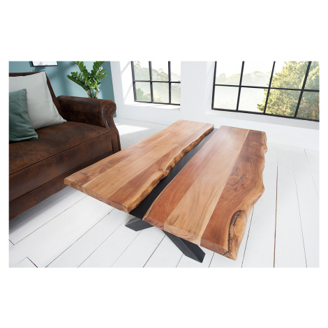 Estila Designový konferenční stolek Amazonas z masivního akáciového dřeva s překříženými nožička