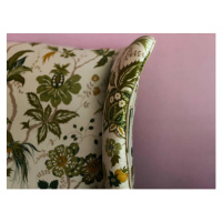 Fotografie cozy high back wing chair with, Catherine McQueen, (40 x 30 cm)