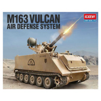 Model Kit military 13507 - US ARMY M163 VULCAN (1:35)