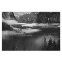 Fotografie Fog Floating In Yosemite Valley, Hong Zeng, 40 × 26.7 cm