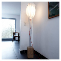 Domus Stojací lampa Tulip s červeným kabelem, bílý dub