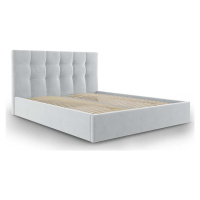 Světle šedá čalouněná dvoulůžková postel s úložným prostorem s roštem 160x200 cm Nerin – Mazzini