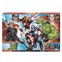 Trefl Puzzle Avengers 300 dílků