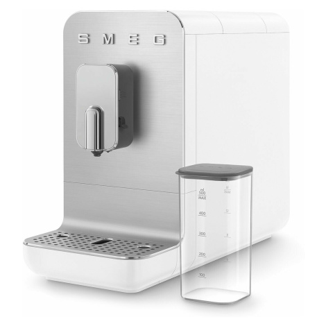 Smeg Automatický kávovar na espresso / cappuccino, BCC13, s dávkovačem mléka, bílá BCC13WHMEU