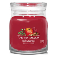 YANKEE CANDLE Signature Vonná svíčka střední 2 knoty Red Apple Wreath 368 g