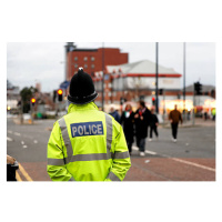 Fotografie British Policeman Wearing Tradtional  Helmet, andrewmedina, 40x26.7 cm