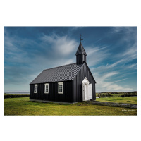 Umělecká fotografie Black Church in Iceland, Kristvin Gudmundsson, (40 x 26.7 cm)