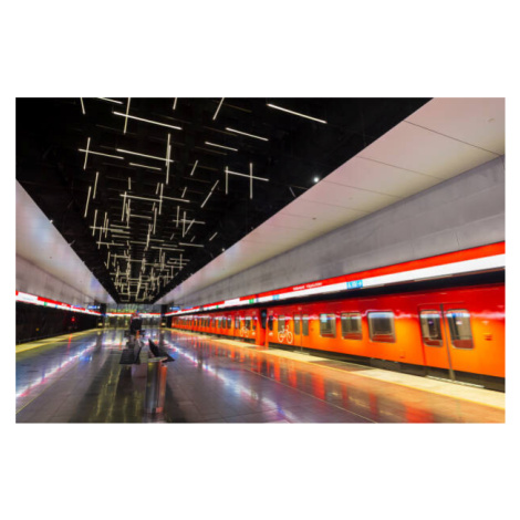 Fotografie Subway train at one of Helsinki's, Tuomas A. Lehtinen, 40x26.7 cm