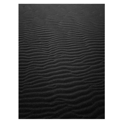 Ilustrace Border black sand, Finlay & Noa, 30 × 40 cm