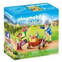 Playmobil 70194 babička s chodítkem