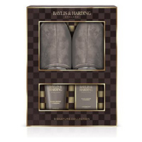 BAYLIS & HARDING Dárková sada tělové péče a pantoflí Černý pepř & Ženšen 140 ml