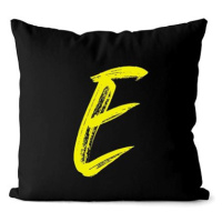 Impar písmeno E, barva iniciály žlutá