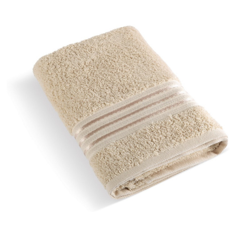 Béžové ručníky a osušky