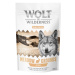 Wolf of Wilderness Snack - Wild Bites 180 g - MINI Meadow Grounds - králík a kuřecí (malé kostič